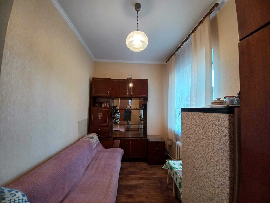 Фонтанка,   двоповерховий якісний  будинок