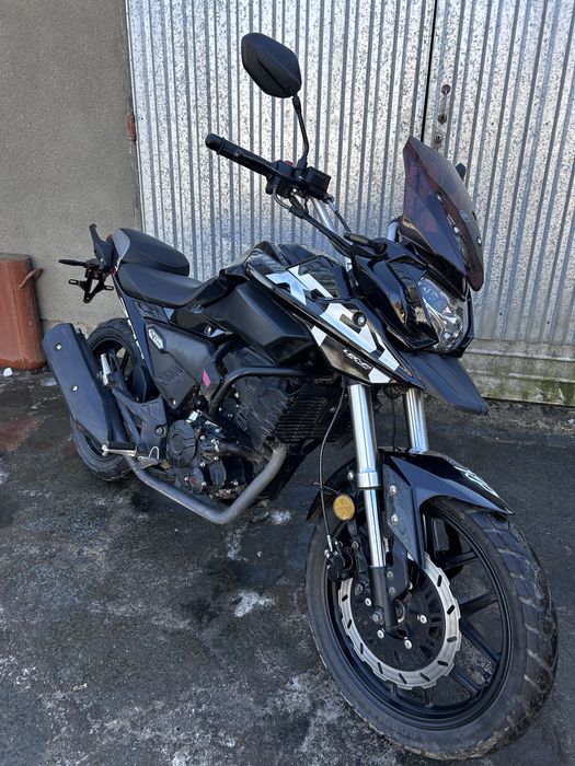 Продам мотоцикл ліфан кпт200