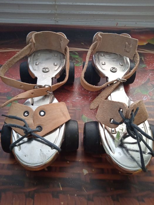 Продам ролики...