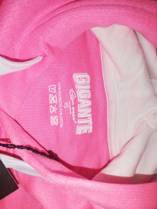 Sweat Nova de Marca  Gigante 

Como novo

Qualquer coisa disponha

Po