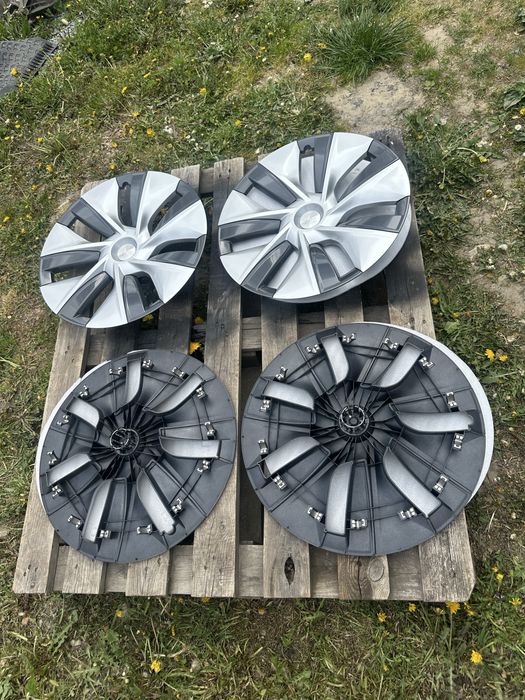 Ковпак колісній Tesla Model Y , 1044235-00-B