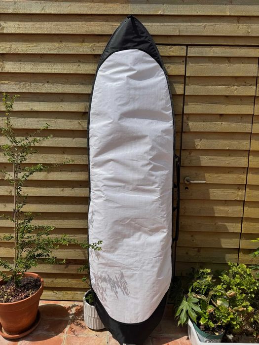 PRANCHA SURF MID-LENGTH 7´2" impecável com capa e quilhas 2+1