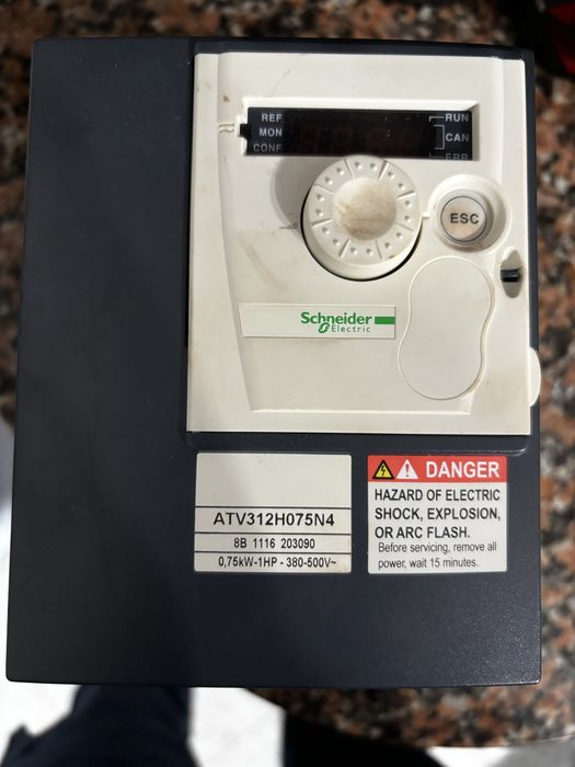 Variadores inverters LENZE