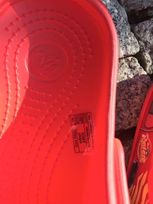Crocs klapki czerwone zygzak mcqueen na lato 37-38