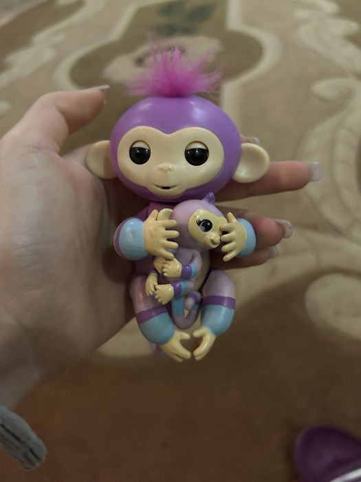 Интерактивная игрушка обезьянка