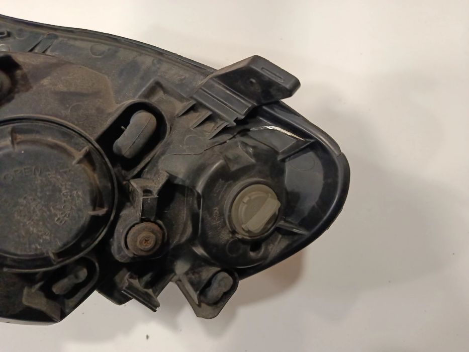 Ótica / farol direita KIA Picanto (BA)