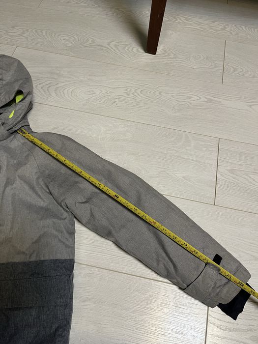 Куртка демисезон H&M для мальчика на 140 рост