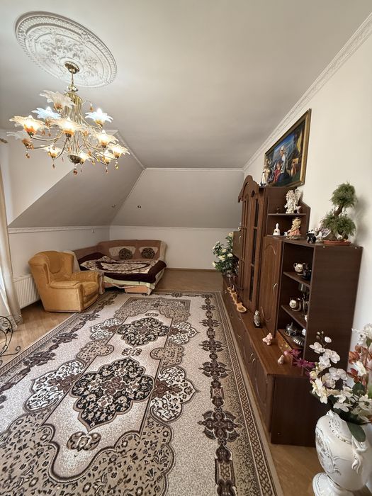 Оренда будинку Винники, 300м.2, вул.Білозіра, ділянка 12 сот.,1000$+КП