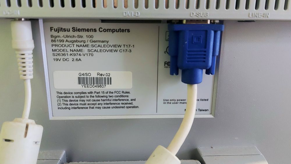 Продам колонки LUXEON и монитор Fujitsu-Siemens