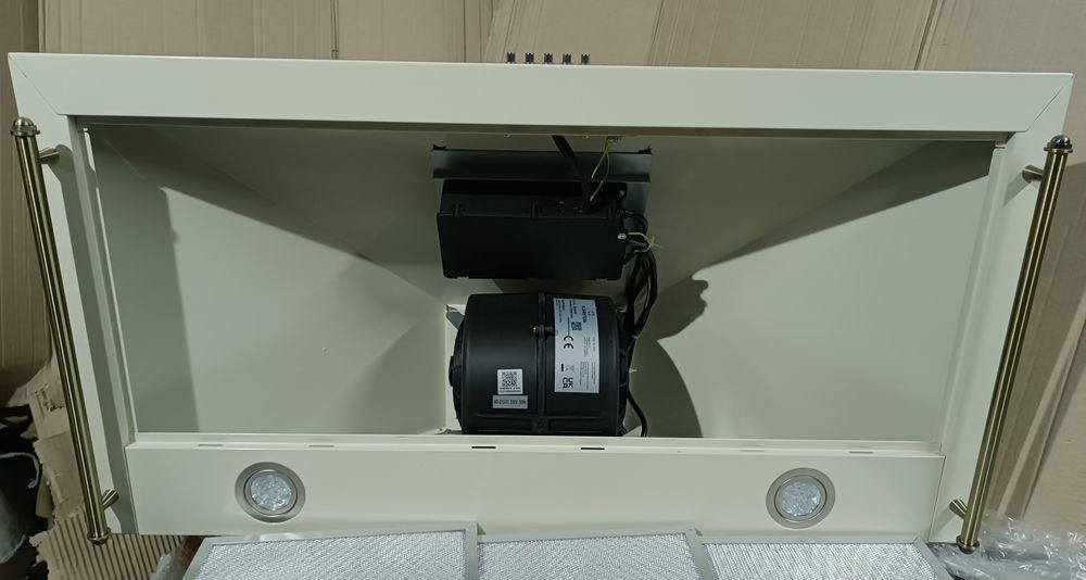 Витяжка Klarstein Victoria 90, купольна, кремова