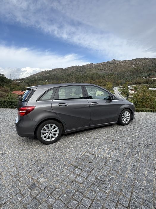 Mercedes B180 d c/ garantia