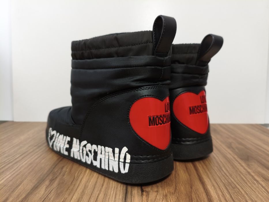 Buty Love Moschino śniegowce zimowe damskie czarne r. 41 42