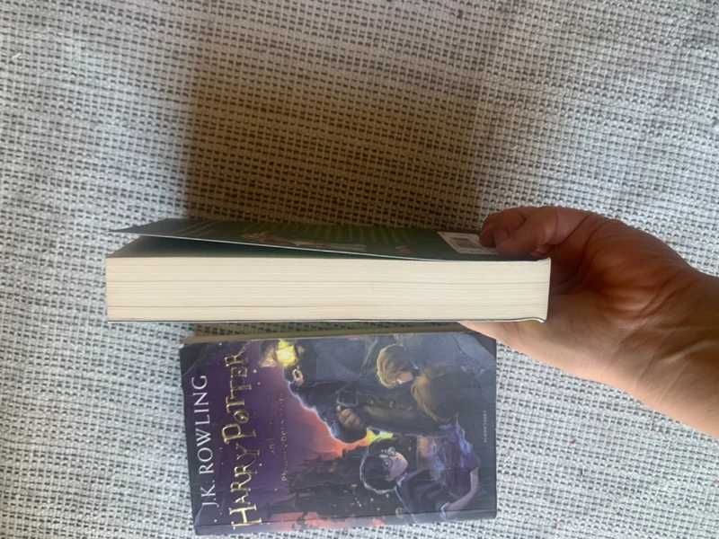 2 x English Harry Potter books