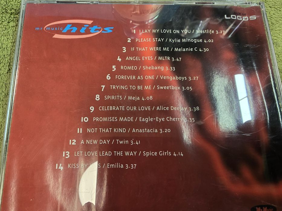 6 płyt CD różni wykonawcy.