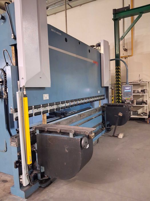 Prasa krawędziowa 320 ton !! Mocowania 150 ton/metr