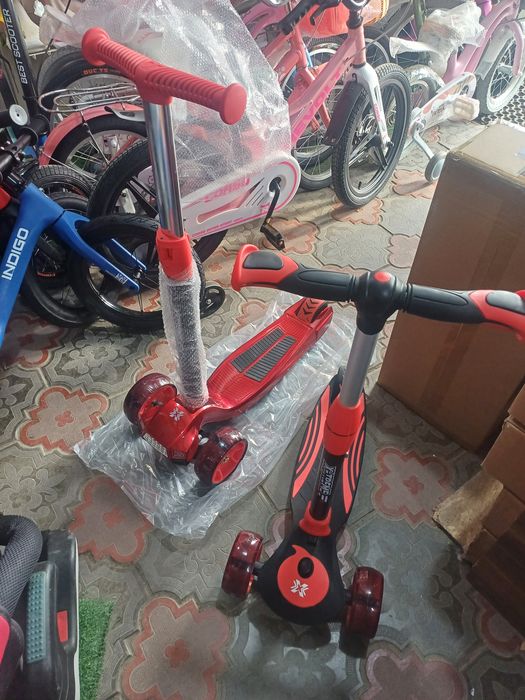 Самокат  дитячий  3 в 1