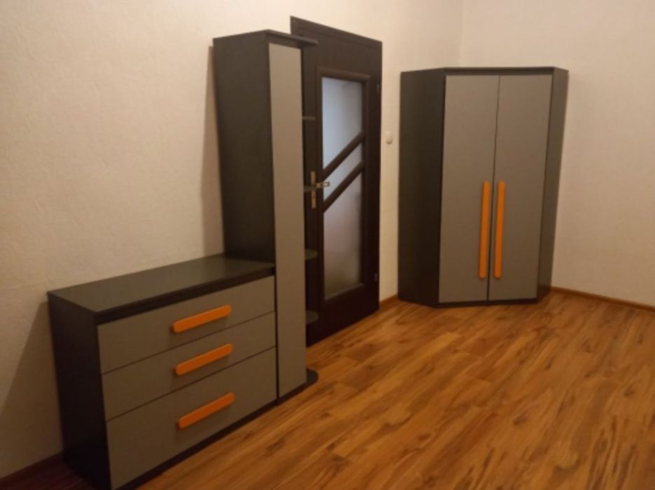 Komplet mebli młodzieżowych