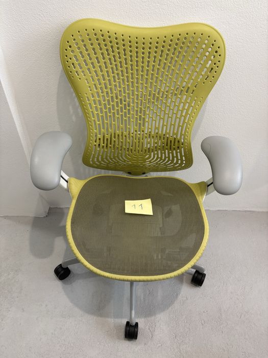 Cadeira Escritório Herman Miller Mirra-2