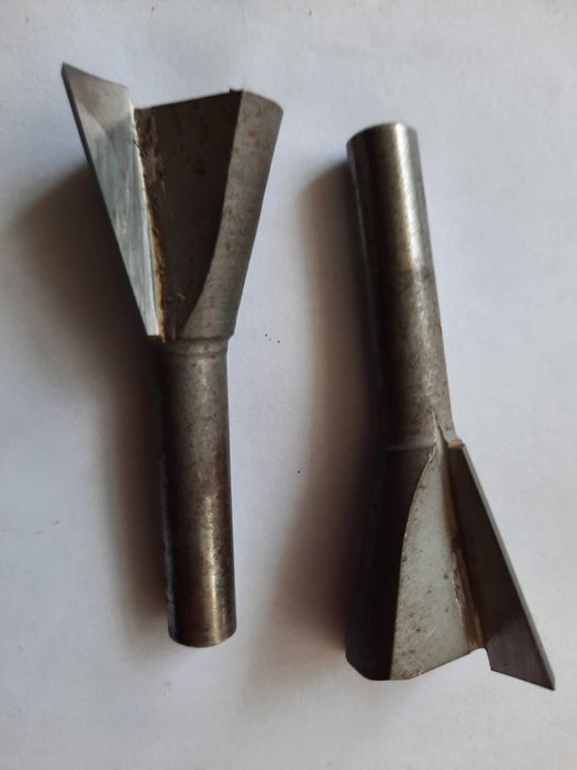 Штангенциркуль электронный  Фреза по дереву60х8х20мм