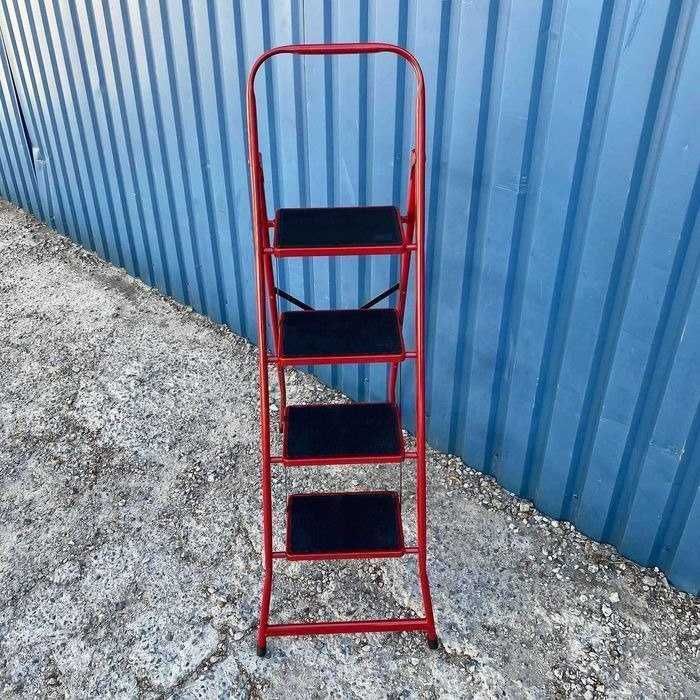 Драбина для дому, саду та ремонту на 3-4-5 сходинок Лестница Стремянка