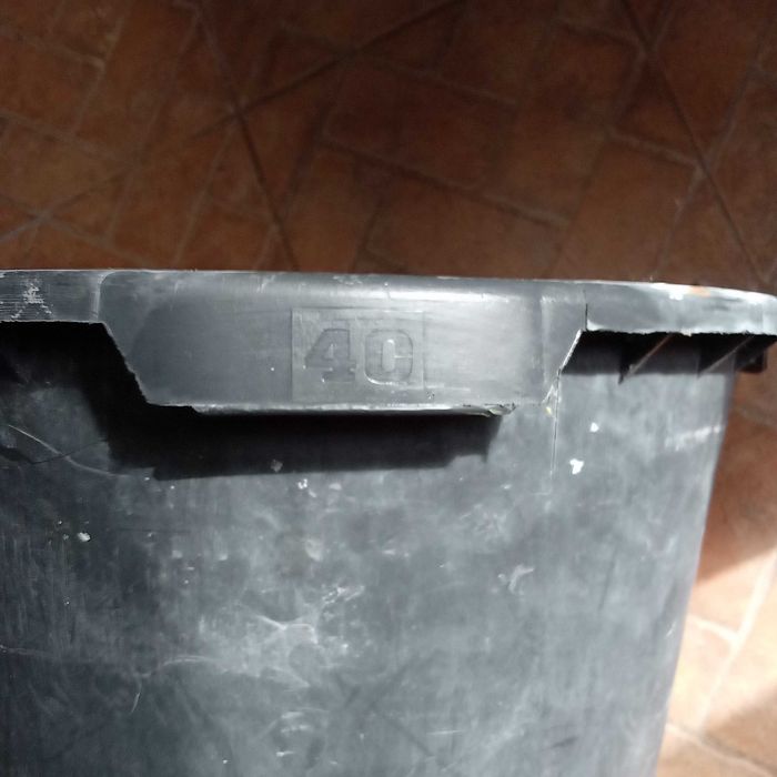 Balde em plástico para arrumação, de 40 litros