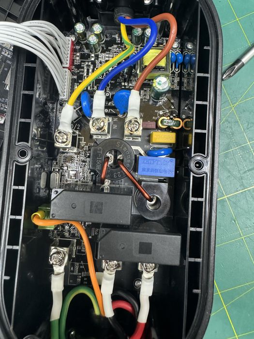 Зарядное устройство для электромобилей. Nissan Leaf,Bmw i3,fiat 500e