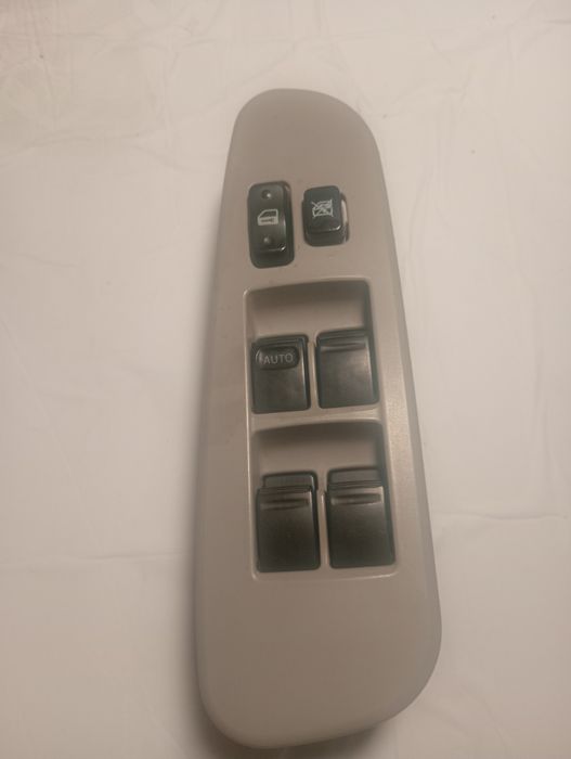 Panel sterowania szybami Toyota Avalon Tundra 514.359