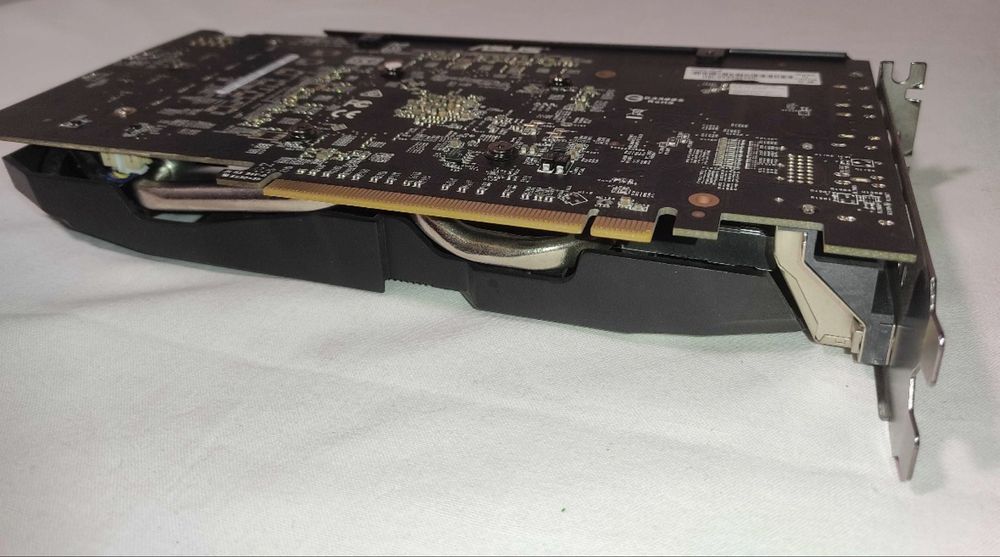 Відеокарта asus rx 580 4gb