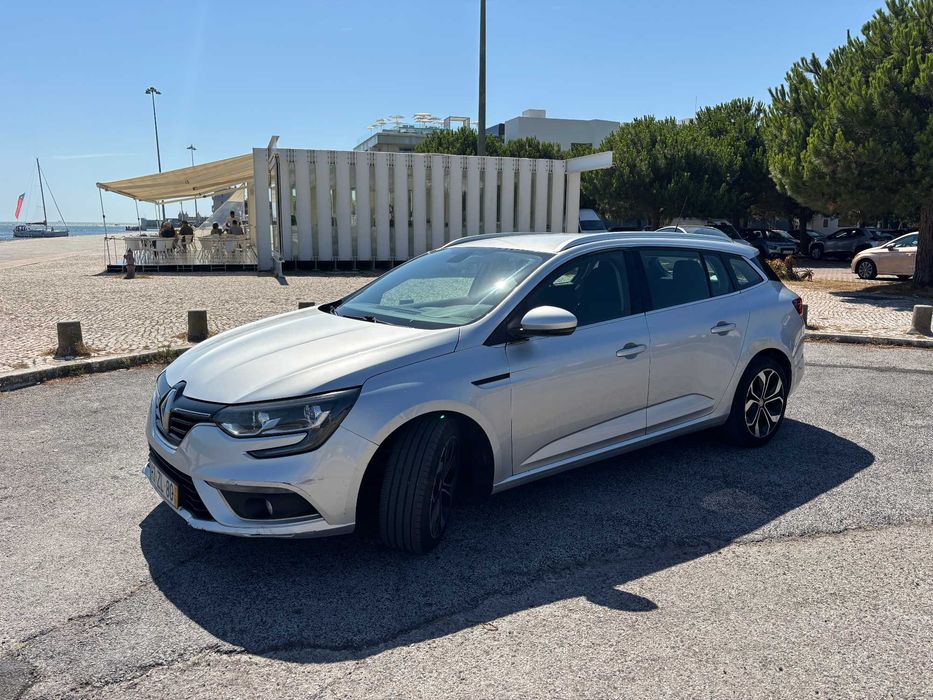 Renault Megane IV Sport Tourer 1.5 dci AUTOMÁTICA