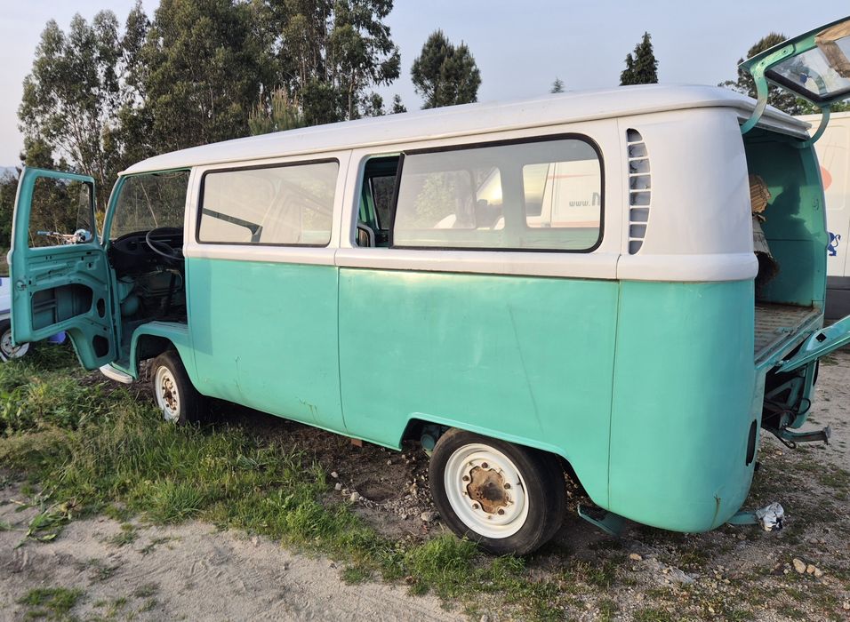 Volkswagen T2 (1968) – Projeto de Restauro com Mecânica Revista