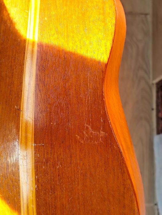 Gitara pięciostrunowa — timple