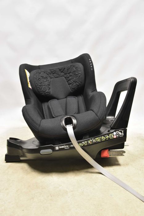 Britax Romer Swingfix M i-Size 0-18 NIEMALŻE JAK NOWY! Sygnowany Volvo