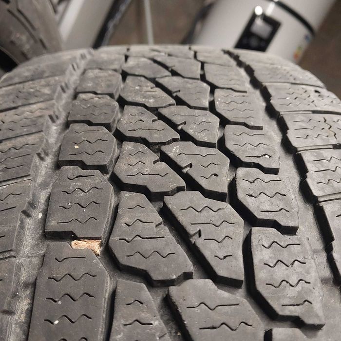 opony zimowe 225/65/16 C Continental VAN Contact Winter