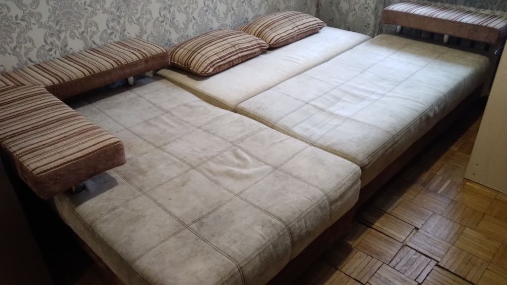 Продам Диван угловой