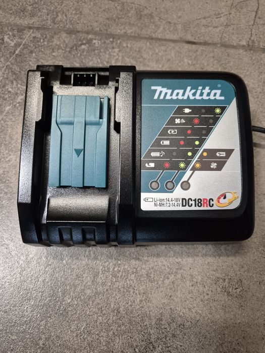 Ładowarka Makita DC18RC, oryginalna.