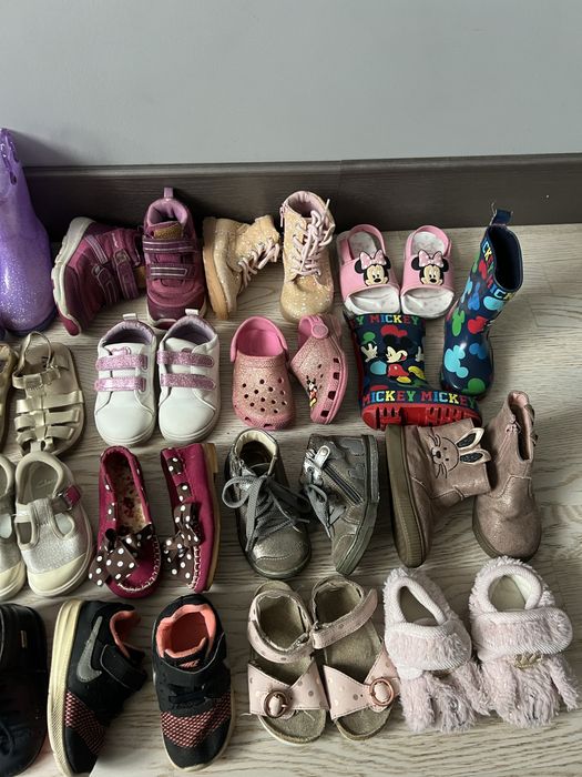Взуття дитяче 20 -26 розмір next, clarks, adidas, crocs, disney, zara 23 р 24 р 25 р