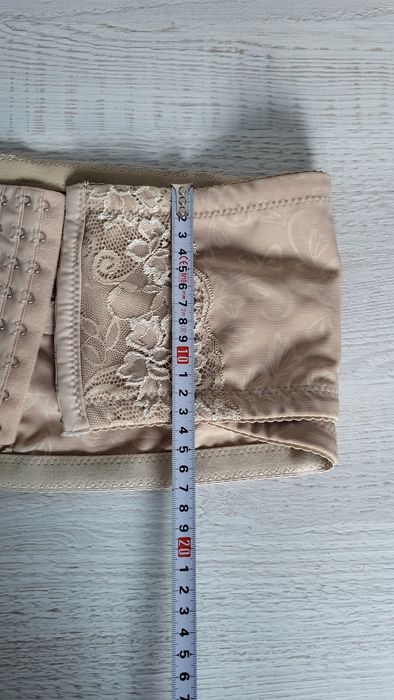 Pas korekcyjny miednicy rozmiar xl z koronką