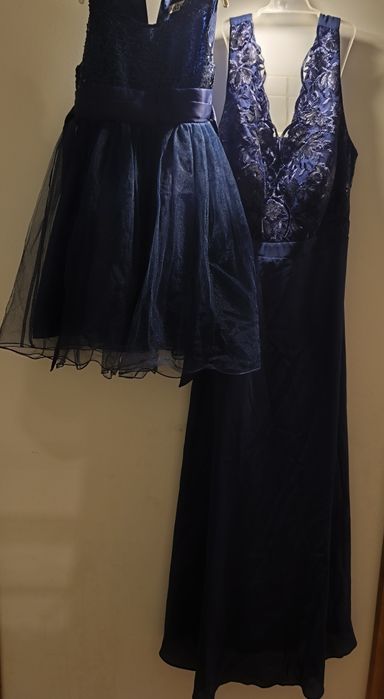 Sukienki córka r.128, mama r.44 i buty 28, 39 Polecam!