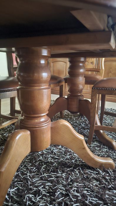 Mesa de jantar com 6 cadeiras