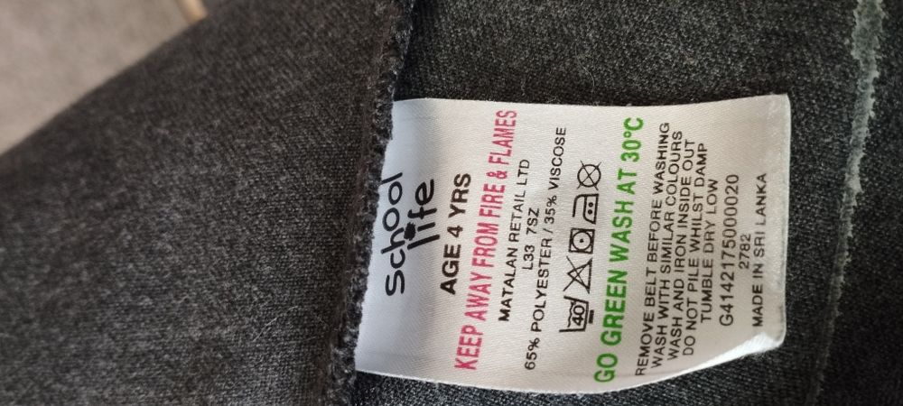 Sukienka galowa firmy Matalan na 4 latka.