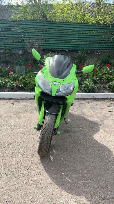 Kawasaki Ninja zx6r