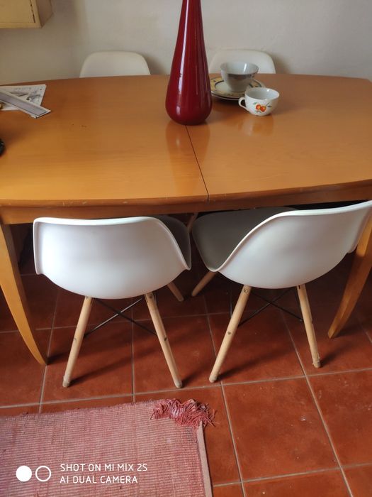 Mesa em Pinho usada
