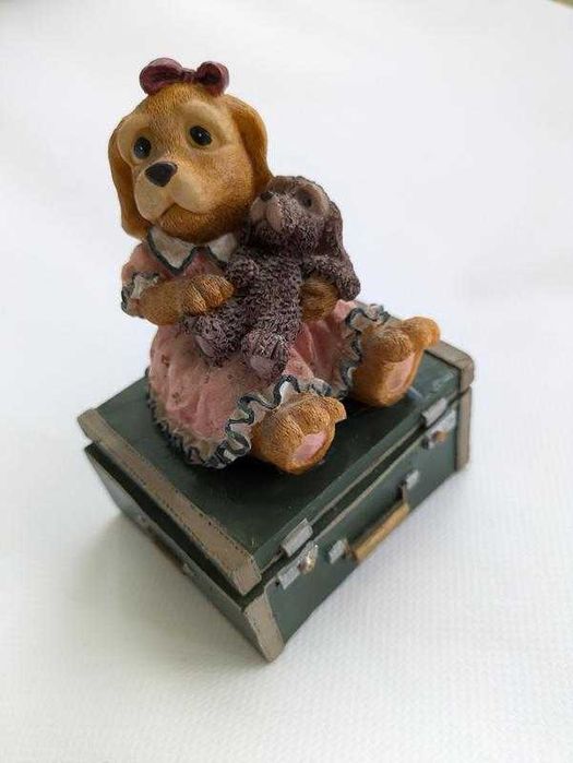 Скарбничка статуетка з собаками