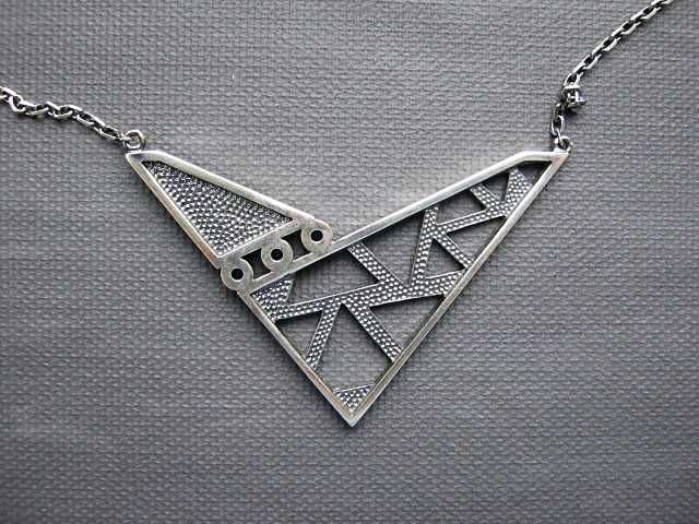 Срібне кольє з кубічними цирконіями від Орінго