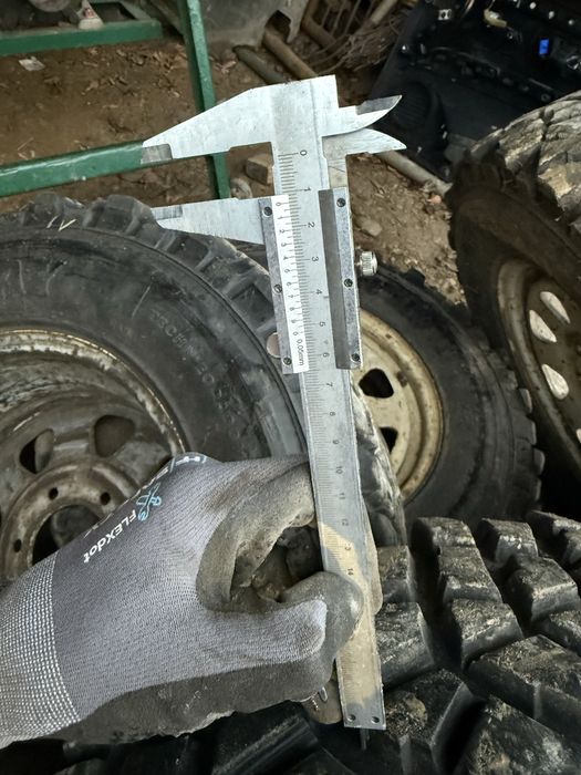 Koła terenowe "sahara" 225x75x16 6x139.7 Nissan