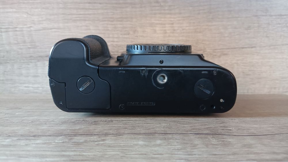 Плівкова камера Canon EOS-1 Ser.135406 Уважно ознайомтесь з описом!