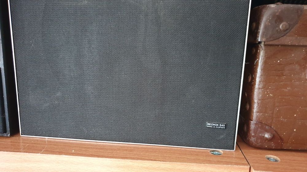 Varios aparelhos de som Bang & Olufsen
