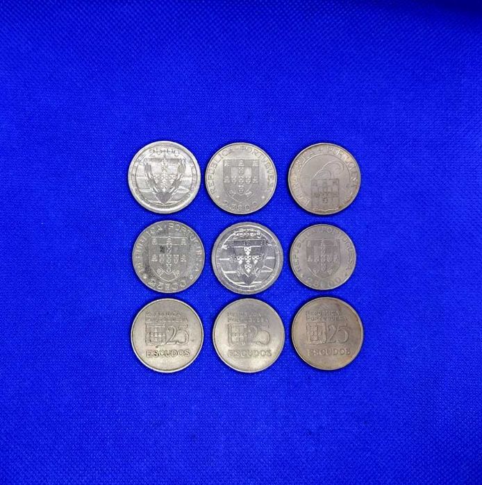 Lote de 9 moedas comemorativas de 25 Escudos em cobre/níquel