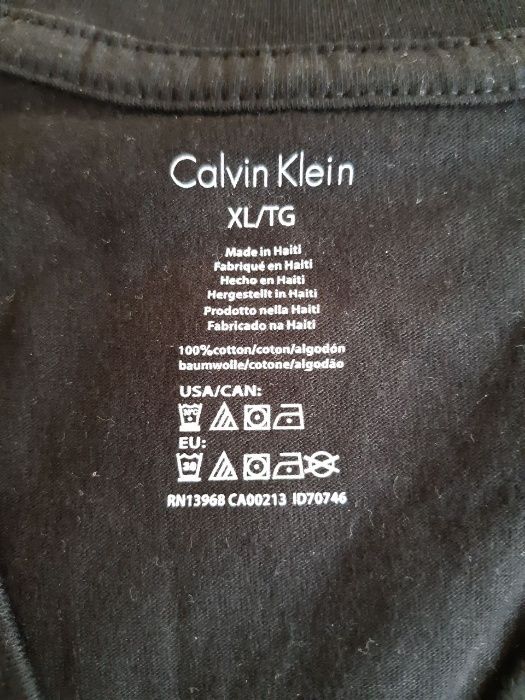 Новая фирменная мужская футболка Calvin Klein, размер XL (из США)