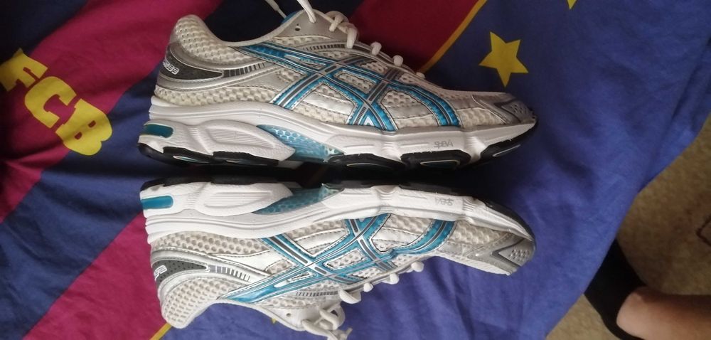 Женские кроссовки asics — zdjęcie 4